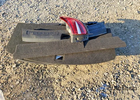 2021 Buick Enclave Essence из США, поврежденный, VIN 5GAEVAKW9MJ132321